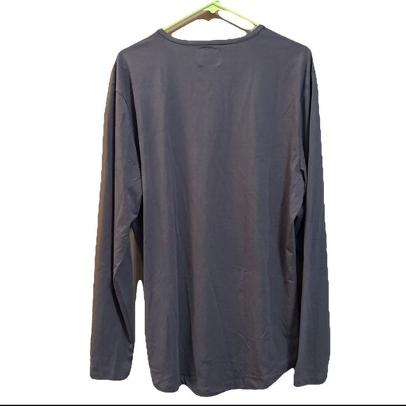 Cuts Clothing Men's Long Sleeve Curve Hem Crew NeckSignature Fit Tee- XXL - Picture 2 of 6